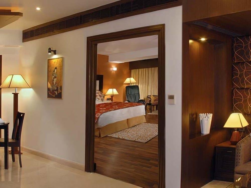 Fortune Park Vallabha - Member Itc Hotel Group, Hyderabad Exterior photo