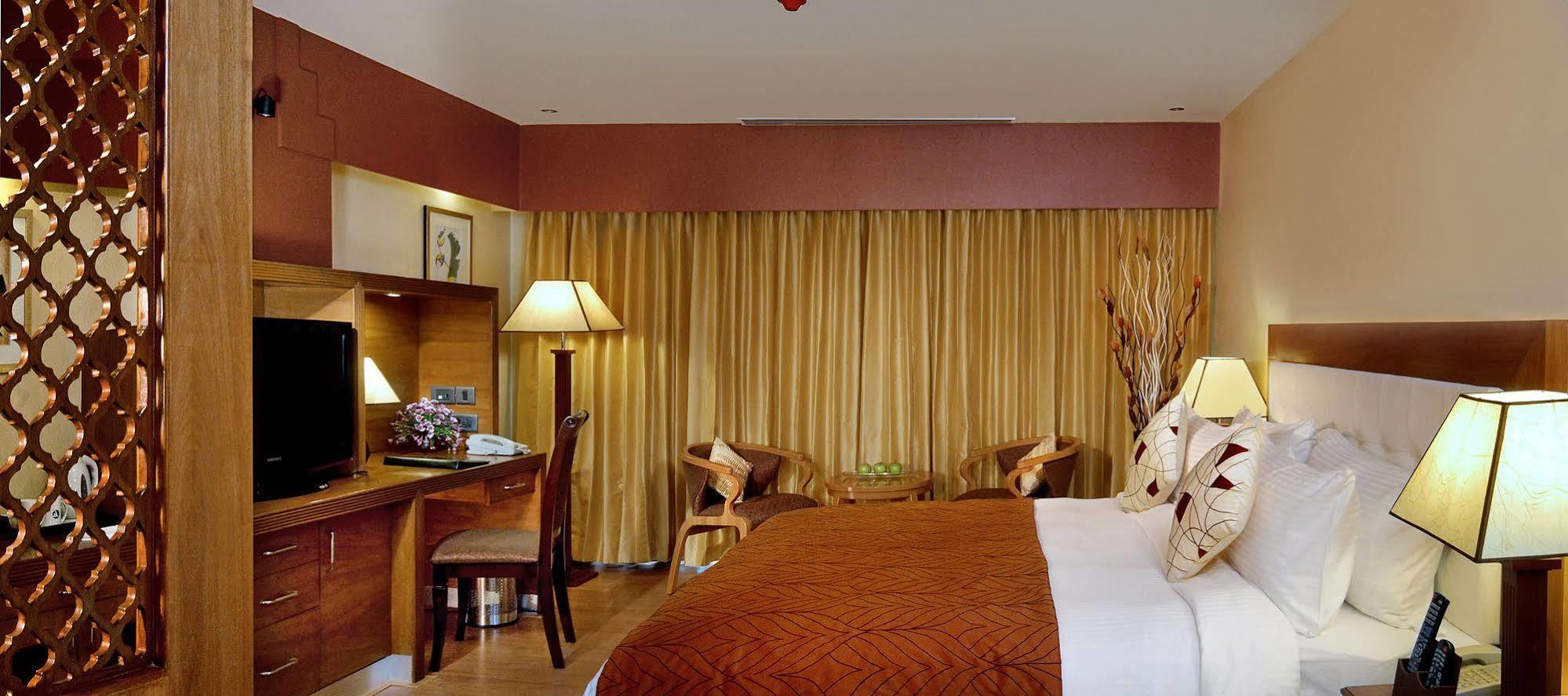 Fortune Park Vallabha - Member Itc Hotel Group, Hyderabad Exterior photo